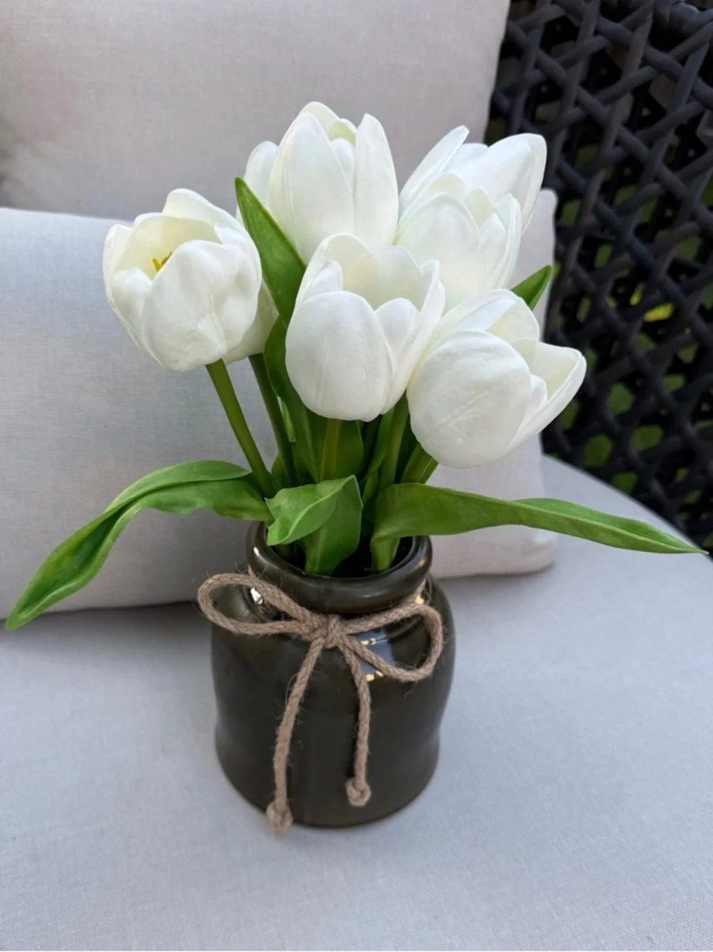 White Tulip Bouquet - NWT
